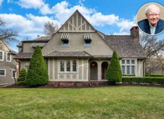 Warren Buffett House: Shocking Truth About His $31,500 Home Exterior view of the Warren Buffett House in Omaha, Nebraska, featuring the billionaire's longtime residence
