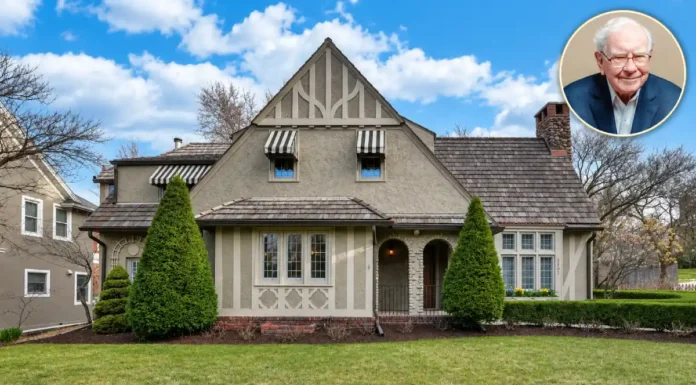 Warren Buffett House: Shocking Truth About His $31,500 Home Exterior view of the Warren Buffett House in Omaha, Nebraska, featuring the billionaire's longtime residence