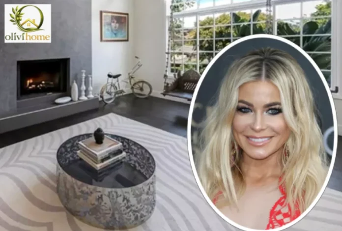 Carmen Electra House Modern Living Room Interior Carmen Electra House featuring a modern living room with a sleek fireplace, large windows, and stylish contemporary décor.